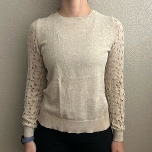 Maurices cream long sleeve shirt size S
